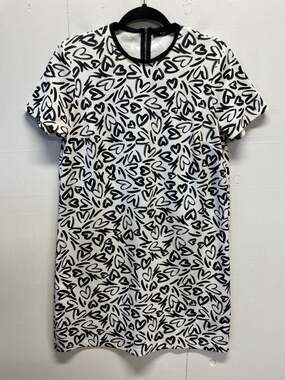 Mohito Women's Shift Dress Medium, Bold Black & White Scribbled Heart Design